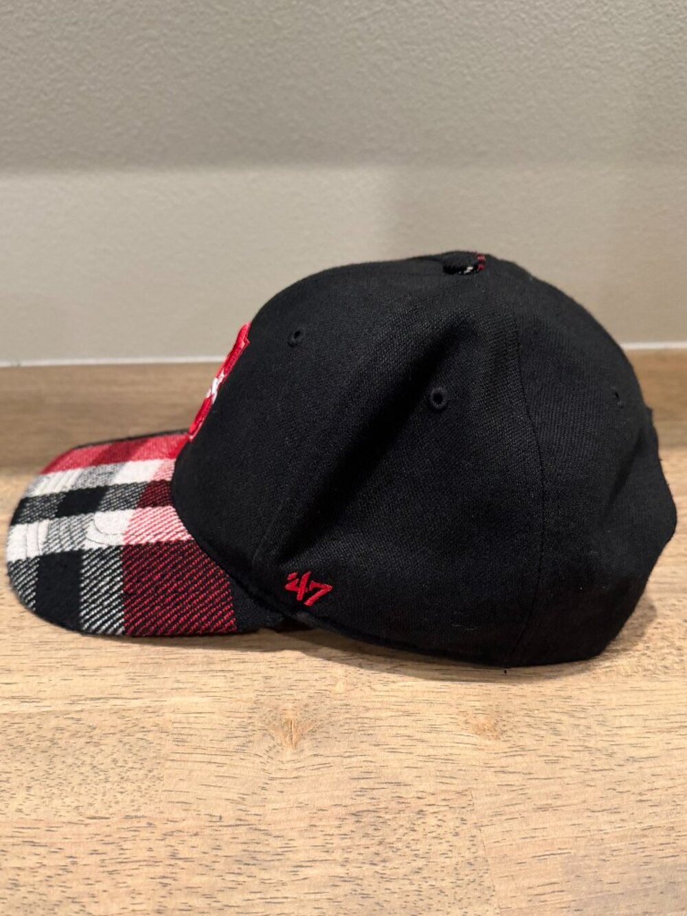 Vtg Style Seattle Mariners Plaid Bill Hat '47 Brand Snapback Red Black - Picture 4 of 10